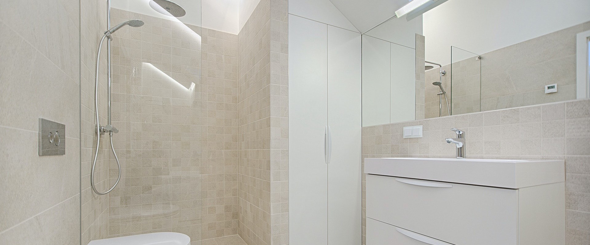 Image of Renovated Lux Apartment 4
