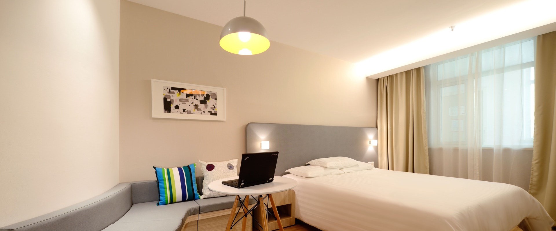 Image of Spacious Suburb Apartment 3