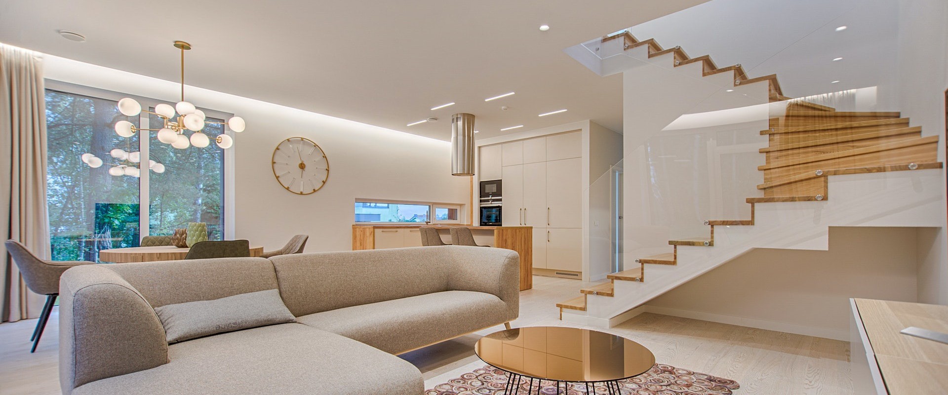 Image of Spacious Suburb Apartment 5