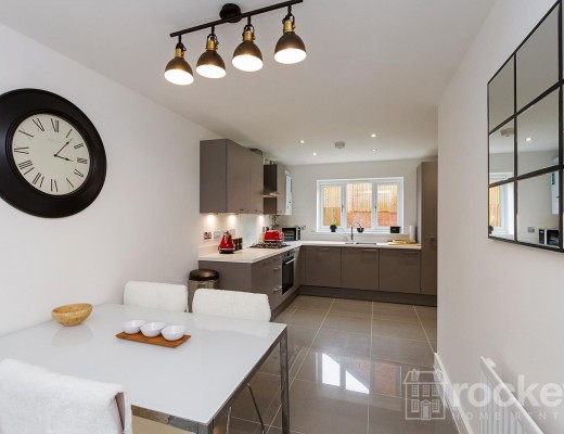 4-Bed House in Newsam Close