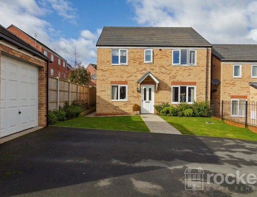 4-Bed House in Greylag Gate