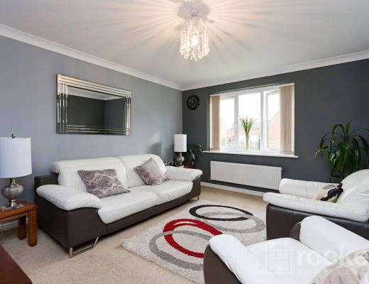 4-Bed House in Greylag Gate