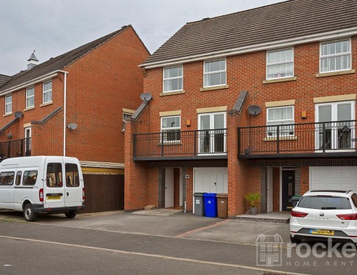 4-Bed House in Edgbaston Drive