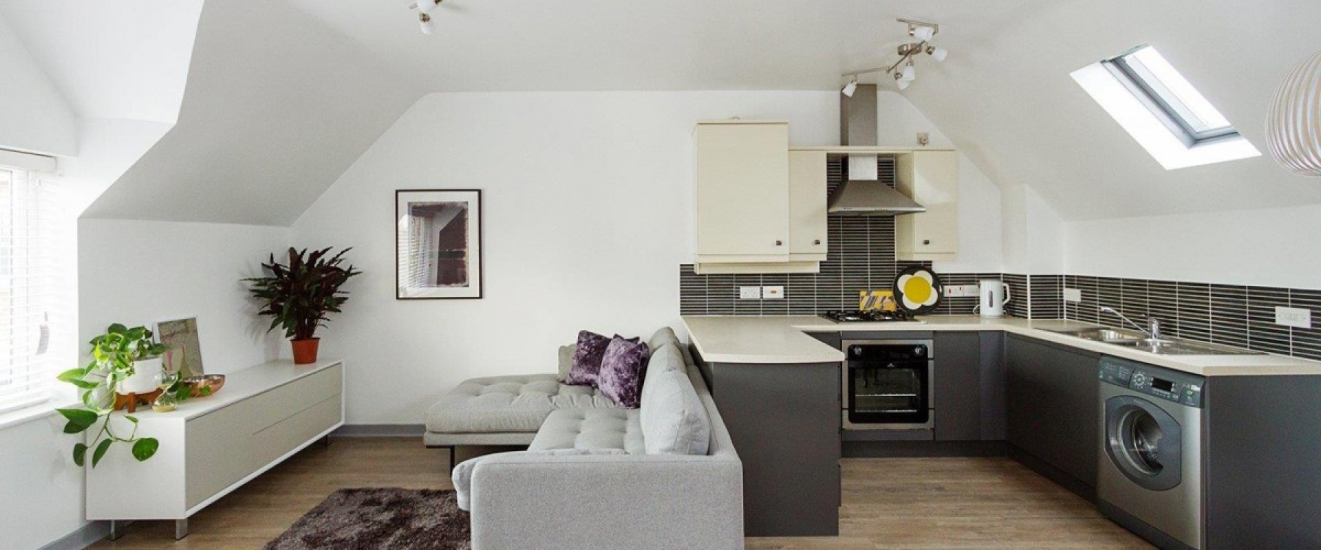 Image of 2-Bed Flat in Pioneer Way