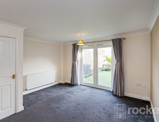 3-Bed House in London Road