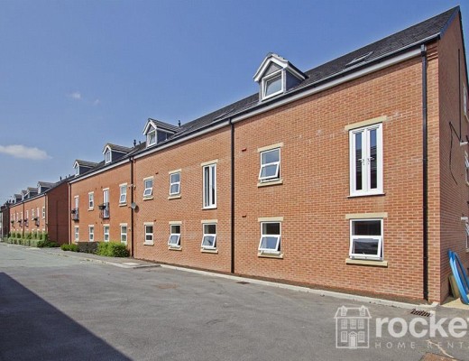 2-Bed Flat in Faulds Court