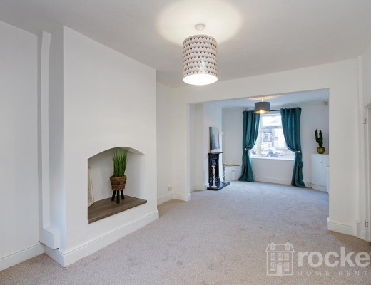2-Bed House in Oriel Street