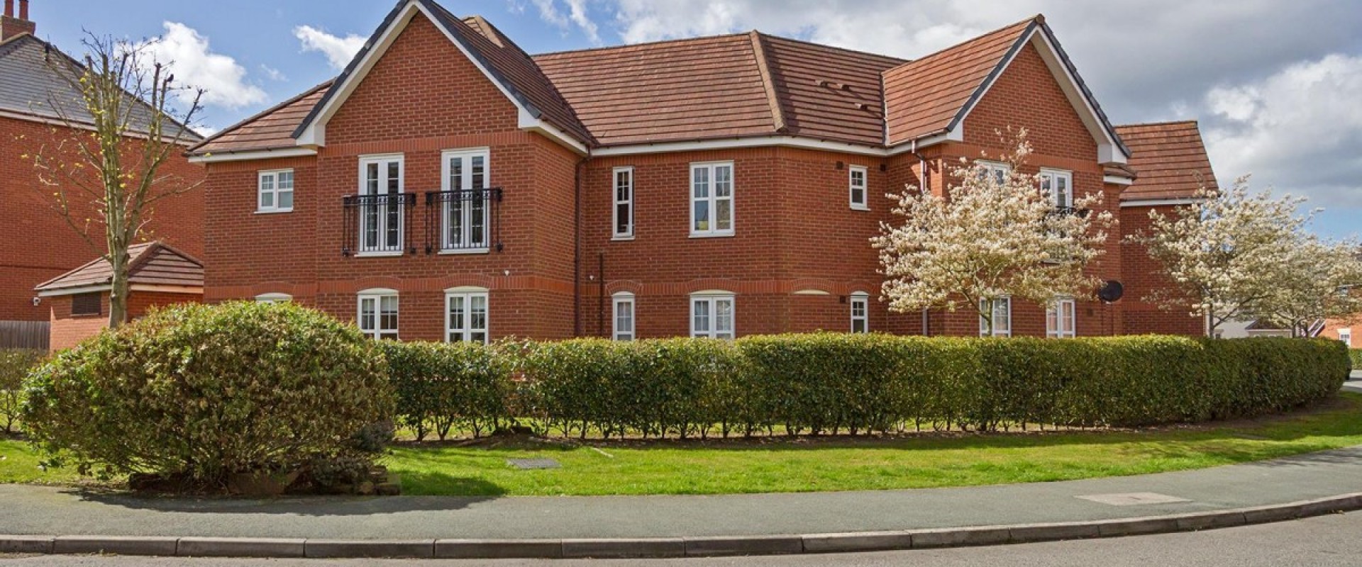 Image of 2-Bed Flat in St Georges Court