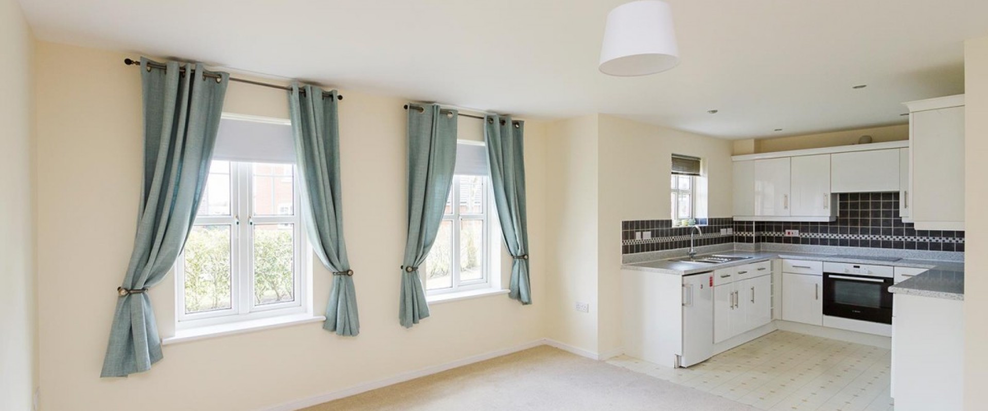 Image of 2-Bed Flat in St Georges Court