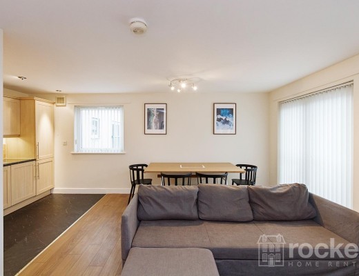 1-Bed Flat in Trinity Court