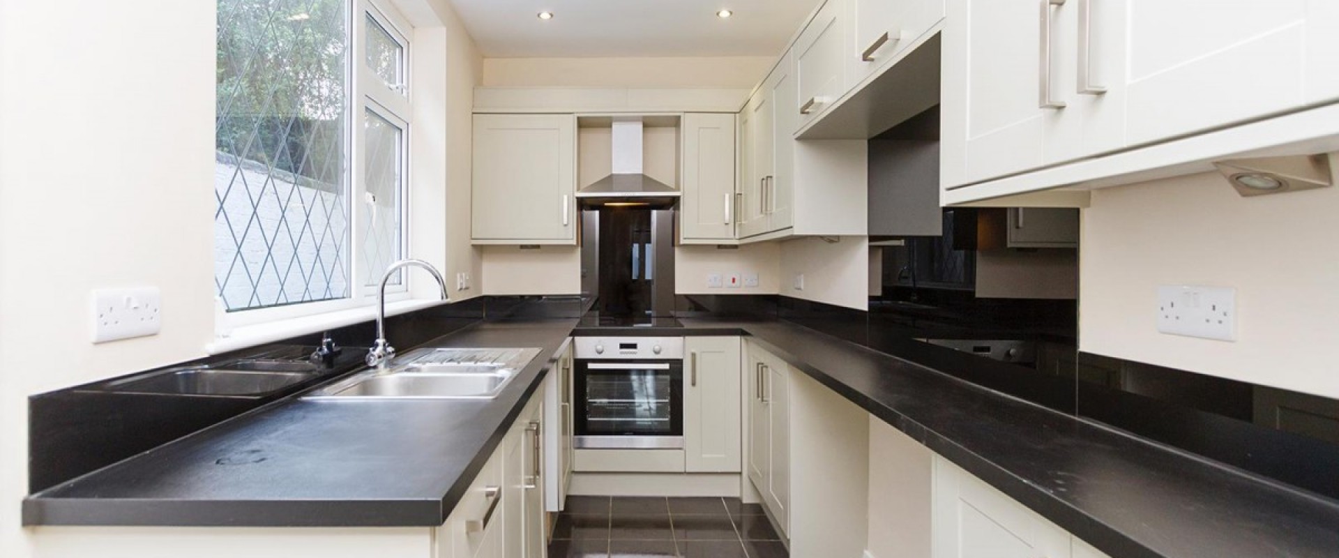 Image of 2-Bed House in Warwick Street