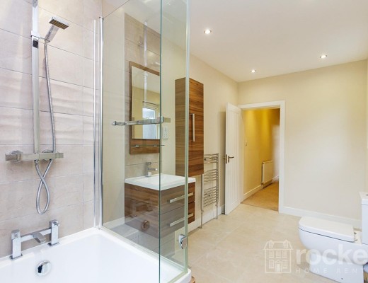 2-Bed House in Warwick Street