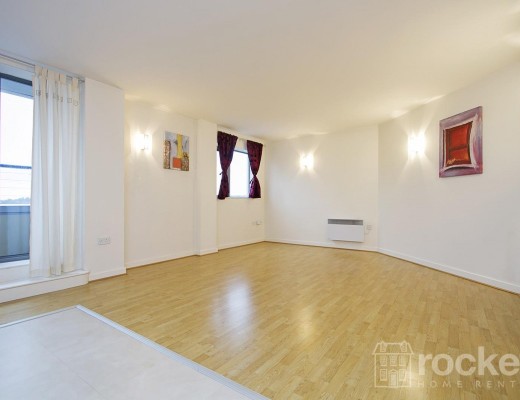 2-Bed Flat in Brunswick Court